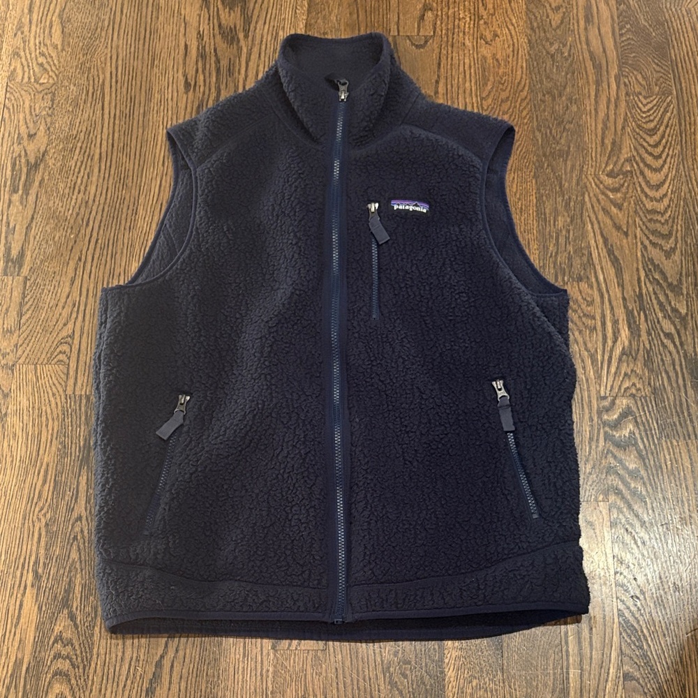 Patagonia Men’s Retro Pile Fleece Vest Navy size Medium